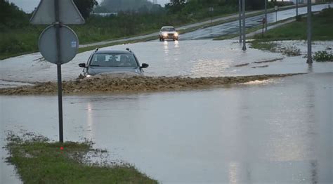 Video Foto Nevrijeme Poharalo Dvije Upanije Hgss Morao Evakuirati