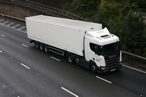 Scania New Shape Artic Terrys Transport Photos