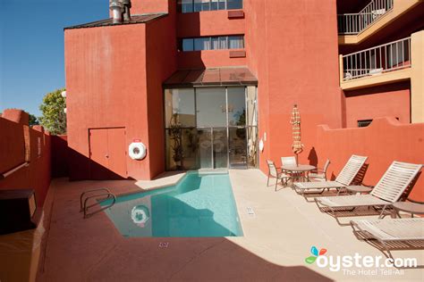 DoubleTree by Hilton Santa Fe Review: What To REALLY Expect If You Stay