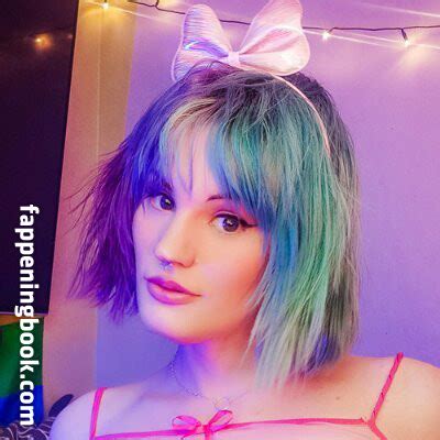 Violet Haze Violetpixie Nude OnlyFans Leaks Fappening FappeningBook