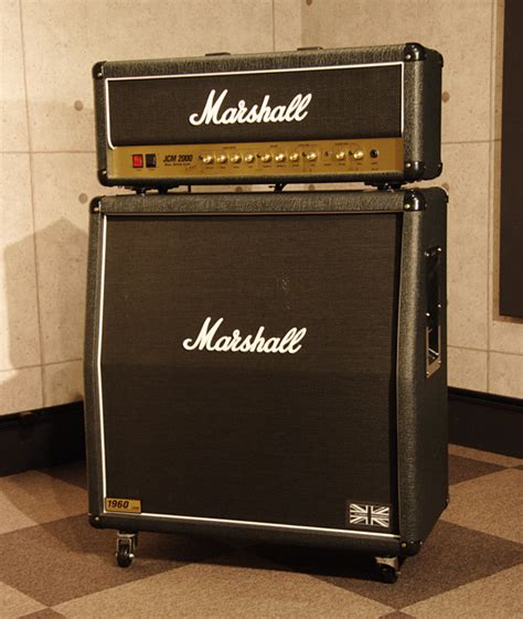 Bスタジオ 岩手県盛岡市のレコーディングリハーサルスタジオカフェ RED HOT レッドホット盛岡