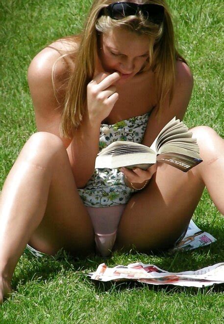 Girls Upskirt Upskirt Girls C F B D E X Porn Pic