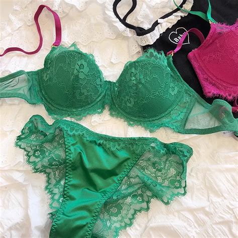 Contrast Color Thin Cotton Cup Small Bra Sets Lace Push Up Lingerie For Women Brattle Sexy