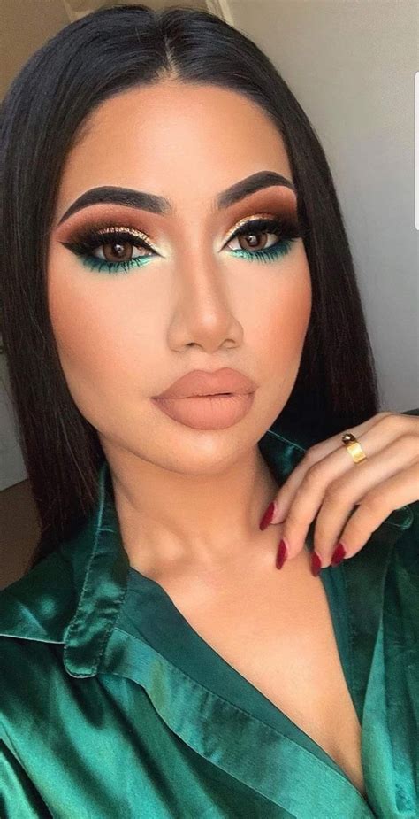 Pin De Saiiiraz Em Ideas Maquillaje Em Maquiagem Verde