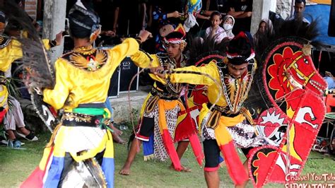 Tari Senterewe Kuda Kepang Sidorukun Feat Turonggo Sekti Manunggal