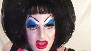 Heavy Makeup Drag Queen Deep Throats Dildo And Fucks Big Xhamster