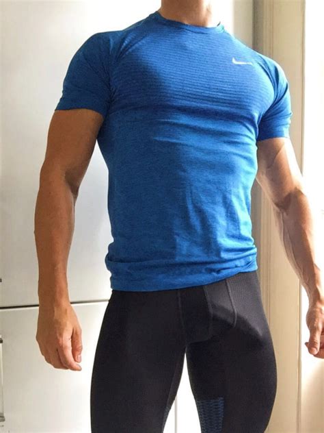 Lycra Gay Men Di Mattina Presto Eccoci Tornati Qui Buongiorno A Tutti Gli Amici Del Blog