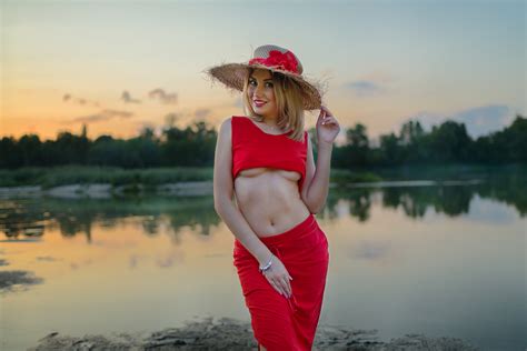 Wallpaper Blonde Hat Smiling Belly Underboob Boobs Women