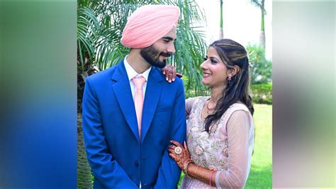 Gurjeevan Singh Weds Prabhjot Kaur Sony Studioll Oppo Bus Stand Mob