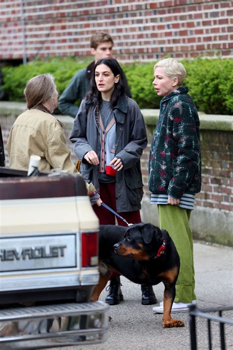 Michelle Williams And Jenny Slate At Dying For Sex Filming Set In Brooklyn Celebmafia
