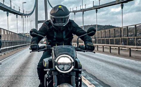 La Nueva Moto Naked De Husqvarna Lleg A Los Concesionarios Precio Y Novedades