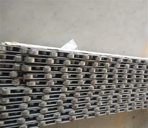 Short Pitch Straight Roller Chains Iron Stainless Transmission Chains