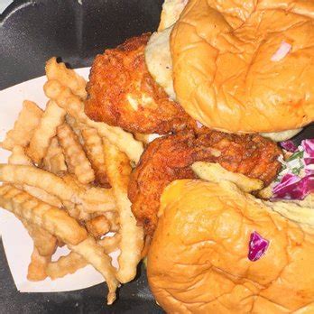 DAVES HOT CHICKEN Updated September Photos Reviews Temecula Pkwy
