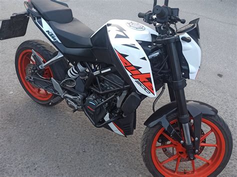 Купить б у KTM Duke инжектор передач в Одинцово белый naked bike года по цене