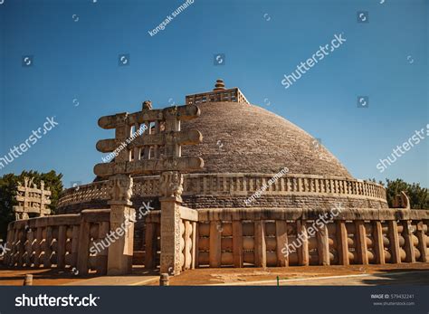 Great Stupa Sanchi Oldest Stone Structure Stock Photo 579432241