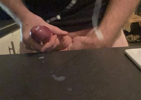 Huge Explosive Cumshot Gay Amateur Amateur Porn Feat Steelycox XHamster