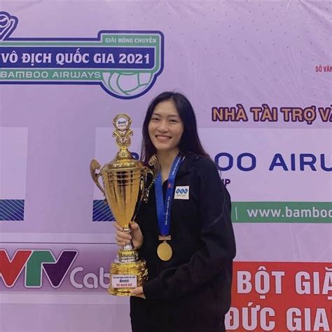 Nhan sắc của hot girl bóng chuyền Việt từng được báo Thái khen Báo Tri thức Cuộc sống