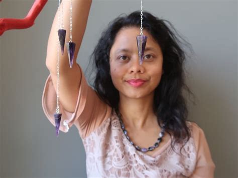 How To Use Pendulums For Dowsing Chakra Diagnosis And Healing Practices