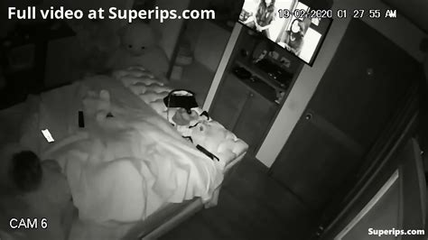 IPCAM Naughty Latina Woman Masturbates With A Dildo