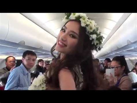 Vietjet Air Bikini Ch O M Ng Festival Hoa L T Youtube