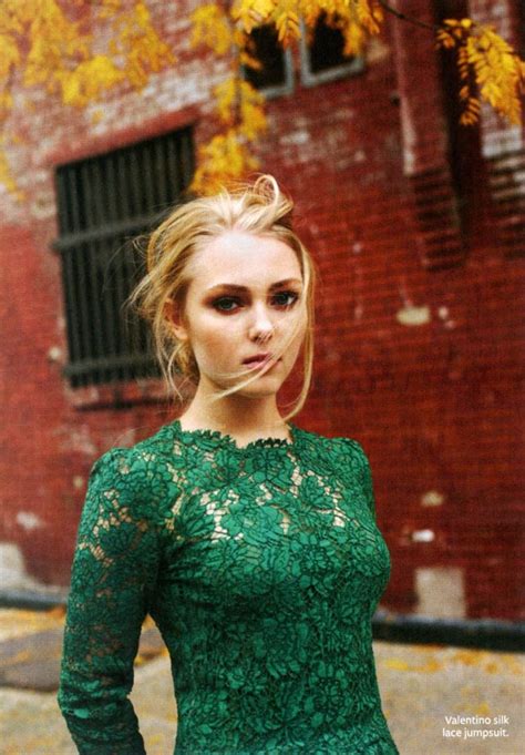 Hot And Sexy AnnaSophia Robb Photos ThBlog