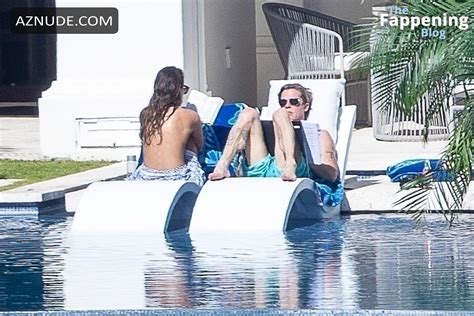 INES DE RAMON Nude AZNude