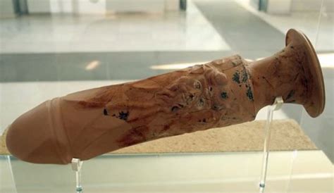 Film Hysteria Storia Di Dildo E Misteri Penetrati Elena Borghi