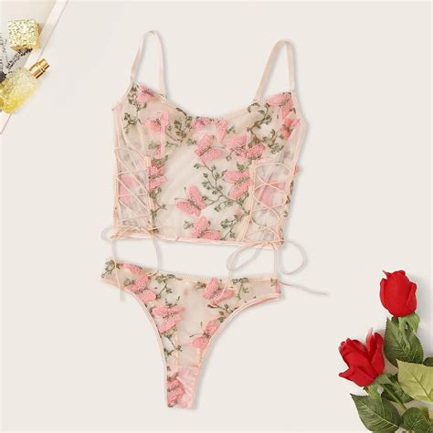 Sexy Strapped Bra Lingerie Set Flowers Embroidery Women S Underwear Bralette Lace Sexy Sensual