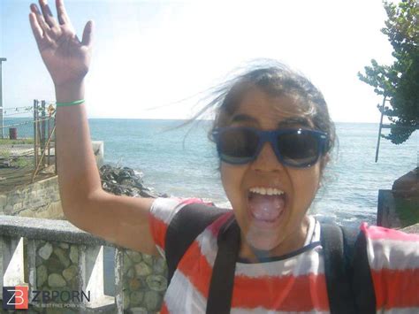 Sate Comment Or Fake My ExGF Nineteen Years Old ZB Porn