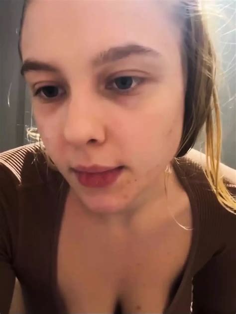 Crazy Public Squirting In The Gym Amateur Porn Feat JuiceLussie XHamster