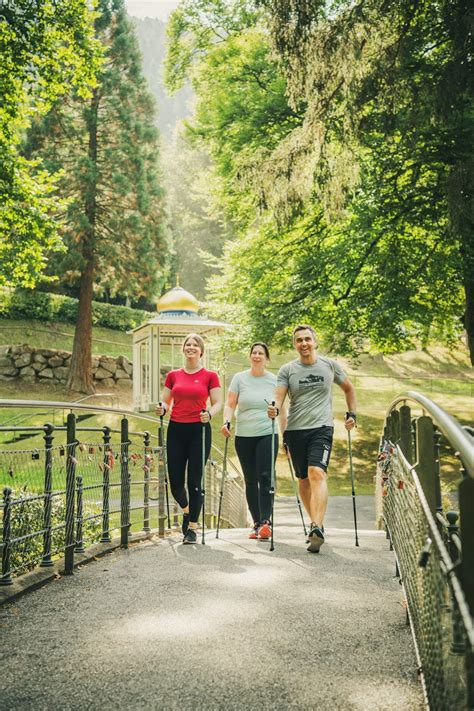 WAKE UP Frühsport im Kurpark Bad Wildbad Mokni s