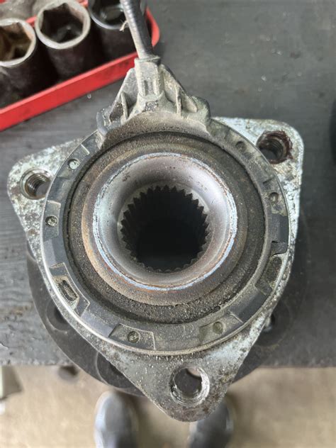 Замена ступицы — Opel Vectra C, 1,8 л, 2007 года | расходники | DRIVE2