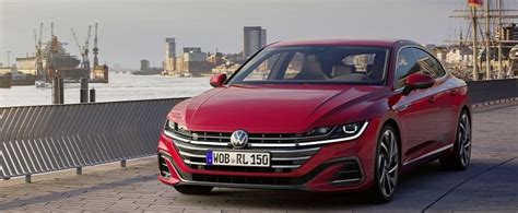 2023 Vw Passat Rossa