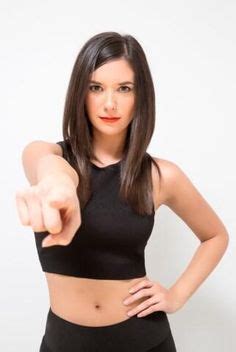 6 Hot Sexy Pilar Perez Bikini Pics