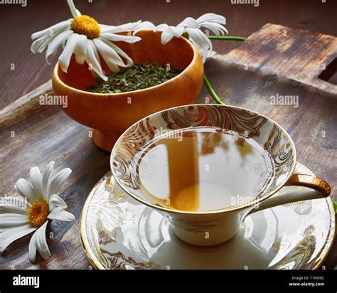 Chamomile Tee Hi Res Stock Photography And Images Alamy