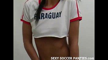 Hottie Di Calcio Sudamericano Che Si Spoglia XVIDEOS
