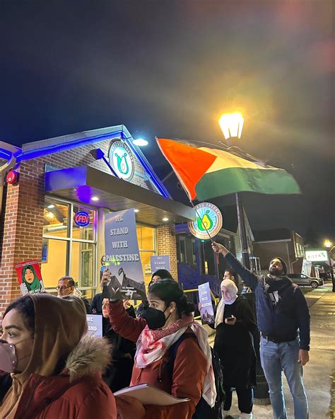 BREAKING: USPCN members and allies rallied outside of Avocado Theory in