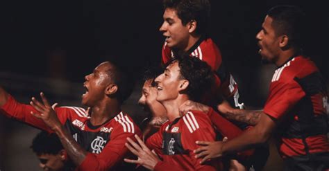 Hora da classificação Flamengo está escalado para encarar o São José