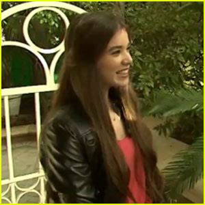 Hailee Steinfeld: Oscar Nomination Is ‘Overwhelming’ | Hailee Steinfeld ...