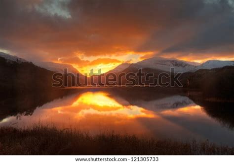 14 Llyn Padarn Sunset Llanberis Snowdonia National Park North Wales Images, Stock Photos ...