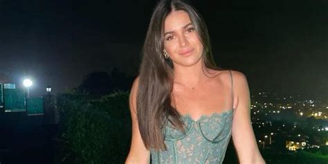 Sira Martínez quita el hipo a sus seguidores con su último posado en bikini