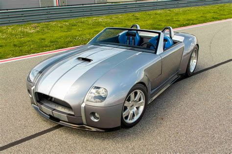 2004 Ford Shelby Cobra Concept | Uncrate