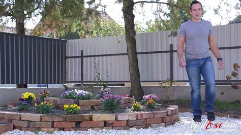 The Gardener Must Satisfy Horny Arwen