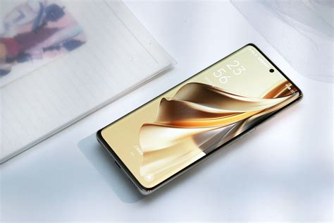 Oppo Reno10 Pro拍照测试，潜望长焦好用吗？原创新浪众测