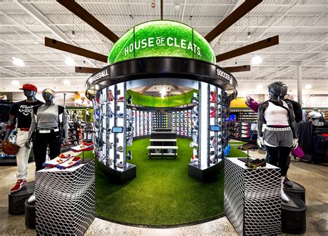 Dicks Sporting Goods Knocks It Out Of The Park With “house Of Sport