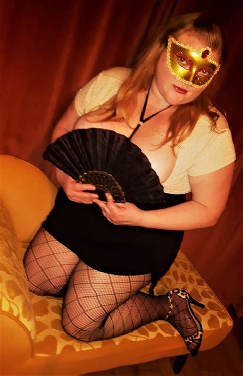 BBW Wife Miss Lizz 21 Pics XHamster