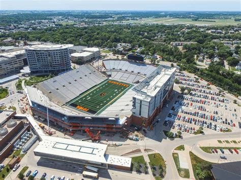 Aerial View Of Kinnick Stadium 1600x1200 Wallpaper