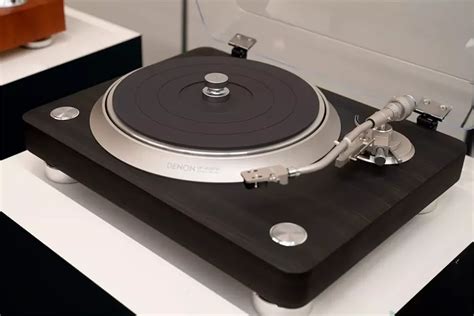 Denon DP-3000NE – проигрыватель виниловых пластинок с прямым приводом