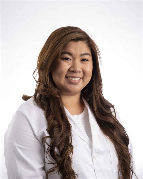 Tweelynn Nguyen, M.D. | UAMS Northwest Regional Campus