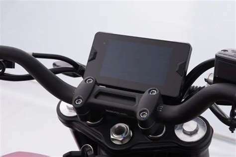 Kove KY125R naked bike giá hạt dẻ trang bị đầy đủ cho người nhập môn